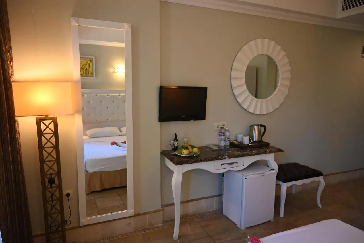 Telmessos Select Hotel - Adult Only Oludeniz